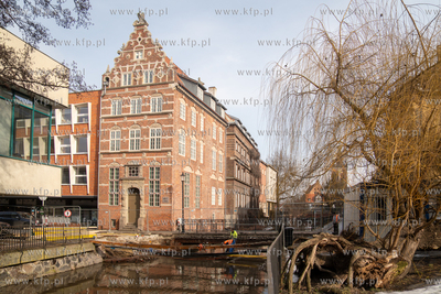 Na ul. Elżbietańskiej w Gdańsku zniknął most....