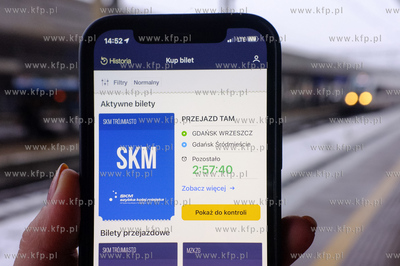 Bilet elektroniczny na SKM w aplikacji  "Jak dojadę"....