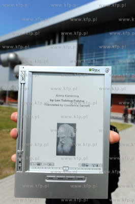 Mobilny czytnik iLiad firmy iRex Technologies jest...