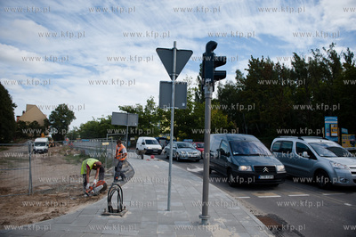 Gdansk. Wznowione po kilku miesiecznej przerwie, prace...