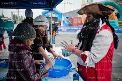 Gdansk. PGE Arena. Obchody 20-lecia Saur Neptun Gdansk....