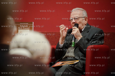 Gdansk. Biblioteka Manhattan w CH Manhattan. Spotkanie...