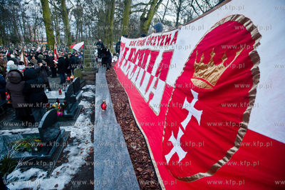 Gdansk. Cmentarz Garnizonowy przy ul. Gielguda. Apel...