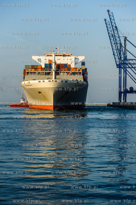 Gdansk. Terminal kontenerowy DCT. Kolejne zawiniecie...