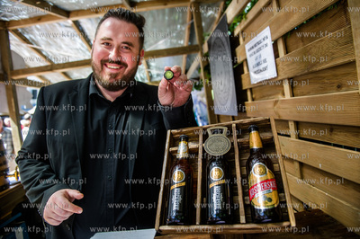 Gdansk. Oliwa. Plac przed Katedra Oliwska.X edycja...