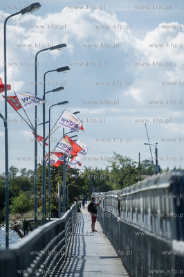 Gdańsk. Wyspa Sobieszewska. Uroczystość wbicia pierwszej...