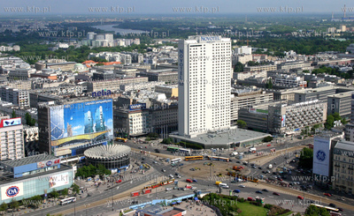 Warszawa z tarasu widokowego na 30 pietrze Palacu Kultury...