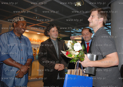 CH Manhattan. Wreczenie nagrod i otwarcie wystawy pokonkursowej...