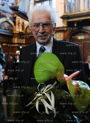 Gdansk. Dwor Artusa. Wreczenie Medali sw. Wojciecha...