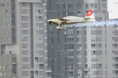 Gdynia - 4. przystanek Mistrzostw Swiata Red Bull Air...