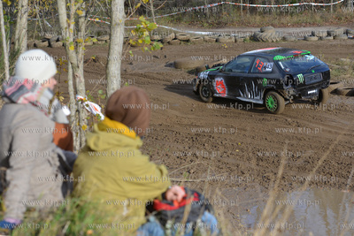 ZYWE TRUPY GRASOWAŁY W KOLIBKACH. Kolejna 14. juz...
