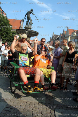 15 - lecie istnienia zespolu BIG CYC. Parada uliczna....