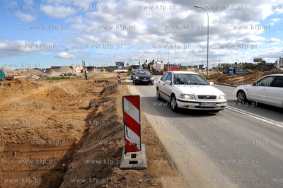 Budowa trasy WZ wzdluz ulicy Kartuskiej na odcinku...