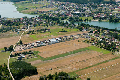 Kaszuby z lotu ptaka.Stezyca nad jeziorem Radunskiem...