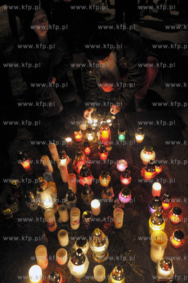 Pokojowa manifestacja przed konsulatem Ukrainy na ul....