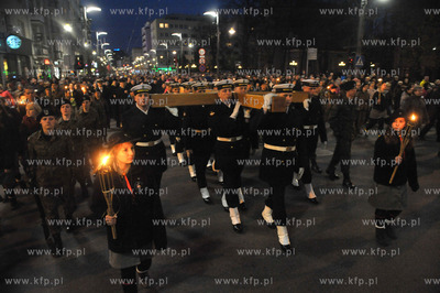 Droga Krzyzowa na ul. Swietojanskiej w Gdyni. 11.04.2014...