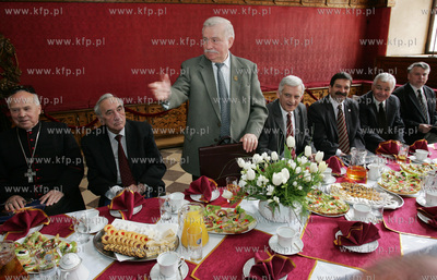 Komitet Obchodow 25-lecia Solidarnosci obradowal w...