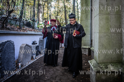Kaplica grobowa rodziny Herbstów na cmentarzu komunalnym...