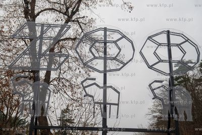 Oliwa. Nowy drogowskaz przy ul. Spacerowej w pobliżu...