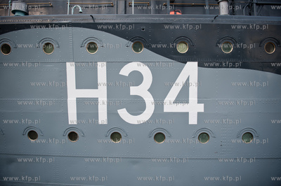 Gdynia. Skwer Kosciuszki. Okret - muzeum ORP Blyskawica...