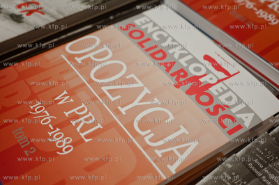 Gdansk. Sala BHP Stoczni Gdanskiej. Prezentacja 2 tomu...