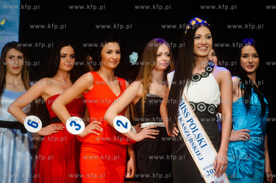 Gminny Dom Kultury w Pierwoszynie. Gala Finalowa Miss...