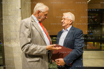 Europejskie Centrum Solidarności. Premiera albumu...