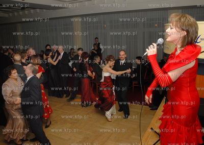 Piosenkarka Irena Jarocka, mieszkajaca na stale w Teksasie...