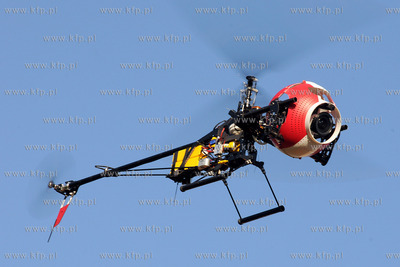 Miniaturowy smiglowiec RC do filmowania i fotografowania...