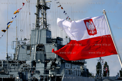 Port Wojenny w Swinoujsciu, Uroczyste przekazanie obowiazkow...
