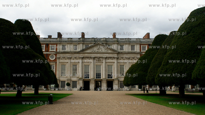 Wielka Brytania. Hampton Court - posiadlosc Henryka...