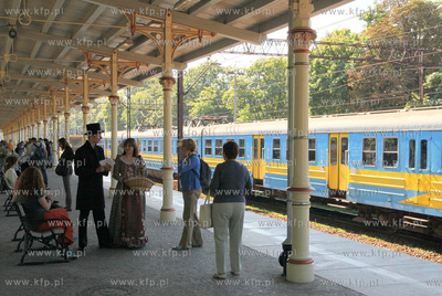 Sopot. Otwarcie peronu kolejki SKM po wykonanym remoncie...