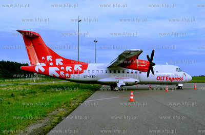 Plyta postojowa Portu Lotniczego im Lecha Walesy Gdansk...