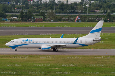 Gdansk,Rebiechowo. Nz. Boeing 737-800 linii czarterowej...