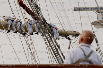 Dzien na Darze Mlodziezy ze studentami Akademii Morskiej...