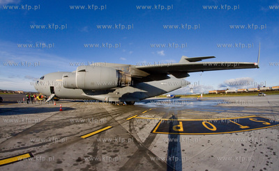 Na gdanskim lotnisku wyladowal Boeing C 17 Globemaster...