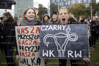 Gdańsk. Plac Solidarności. Czarny Protest,...