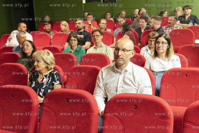 Pokaz krótkometrażowego filmu fabularnego "Legendy...