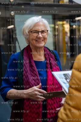 Gdańsk, Centrum Handlowe Manhattan. Spotkanie promocyjne...