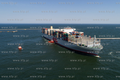 Do DCT Gdańsk zawinął największy kontenerowiec...