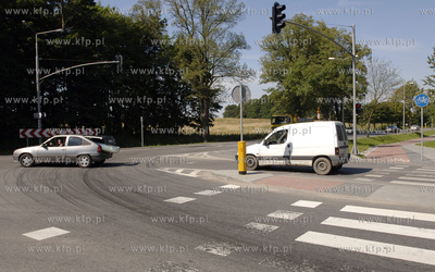 Skrzyzowanie ulic w Gdanku - Kokoszkach. 17.07.2007...