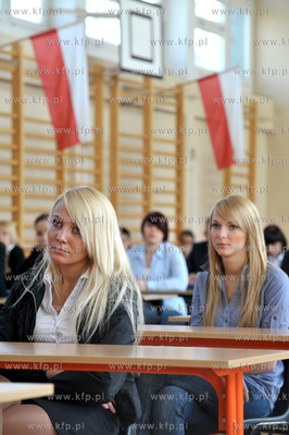 Egzamin maturalny z jezyka polskiego w XXI Liceum Ogolnoksztalcacym...