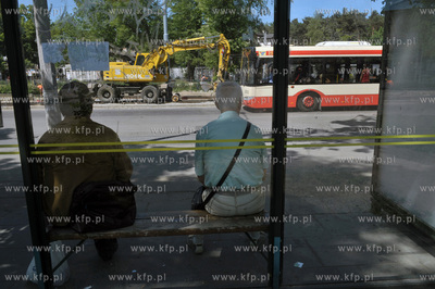 Gdansk Brzezno. Remont torow tramwajowych na ul. Ignacego...
