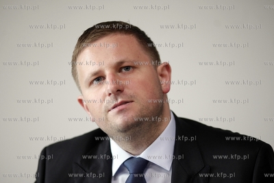 Gdansk. Konferencja prasowa prezesa Amber Gold Marcina...