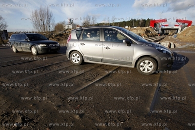 Objazd budowanego wiaduktu w ciagu ulicy Budowlanych...