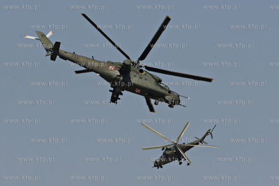 Piknik Lotniczy w 49. Bazie Lotniczej w Pruszczu Gdańskim....