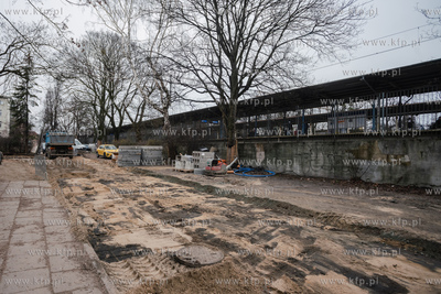 Rozpoczął się drugi etap budowy woonerfu na ul....