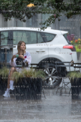 Gwałtowna ulewa w Gdyni. 24.07.2024 / fot. Anna Rezulak...