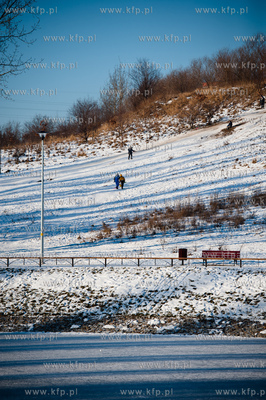 Gdansk. Nowo powstaly zbiornik retencyjny - Madalinskiego,...