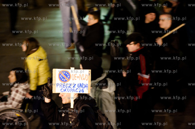 Gdansk. Dzien Gniewu. Manifestacja pod haslem 5 X NIE...